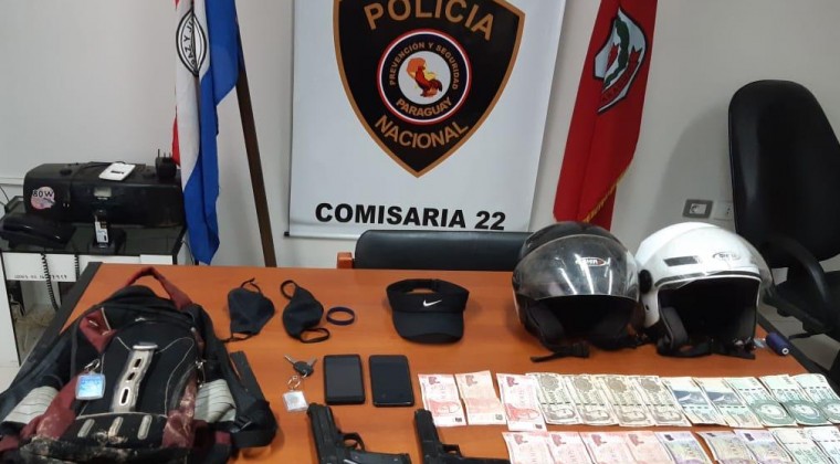 Detienen a supuestos delincuentes que asaltaron local con armas de juguetes