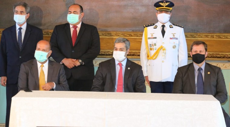 Sin nada nuevo, Gobierno presenta su Plan Anticorrupción