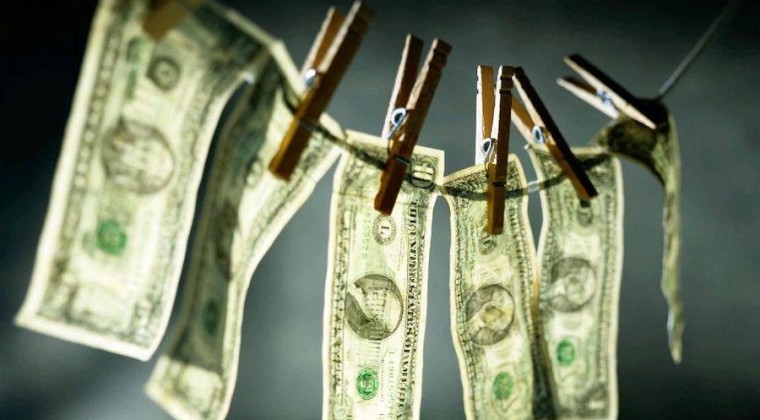 Lavado de dinero: Juegos de azar son un factor de riesgo en la prevención