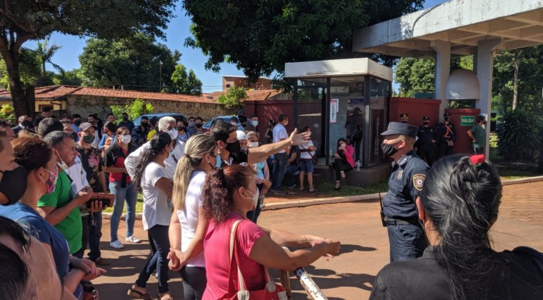 Aspirantes a la Policía Nacional protestan por ilógica eliminación y piden revisión
