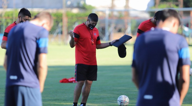 Tratarán pedido de postergación que hizo el 12 ante casos de covid-19