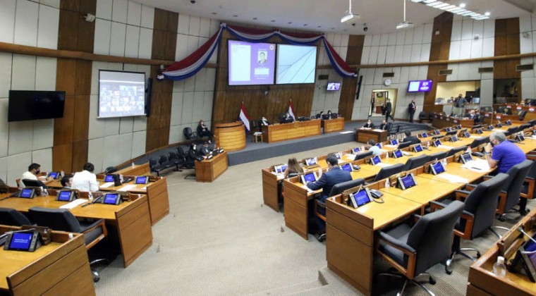 Congreso aprueba subsidio para comerciantes de ciudades fronterizas