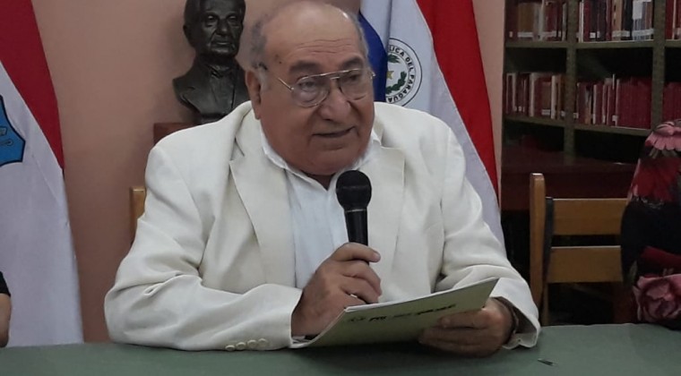 Declaran de interés cultural obra crítica literaria de Víctor Flecha