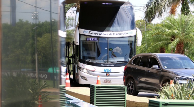 La tienen difícil, pero van en busca de la hazaña en Medellín