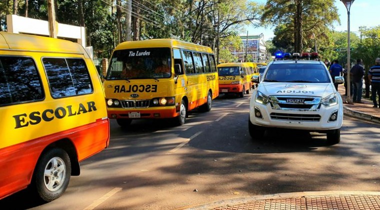 Transportistas escolares ‘pichados’ por falta de respuestas del Viceministerio de Transporte