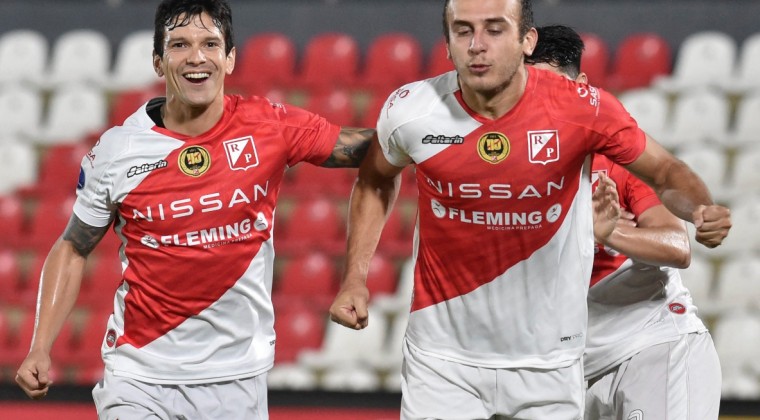 No se rinde y sobre la hora se impone a un coloso de Sudamérica