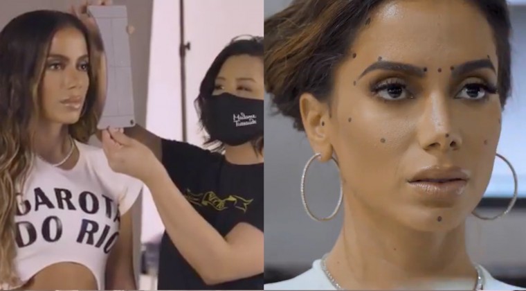 Cantante brasileña Anitta posa para su estatua de cera en museo de Nueva York