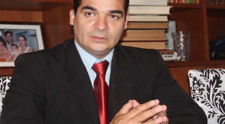 Categórica respuesta a novela brasileña: “Hay que respetar a los héroes de cada nación”