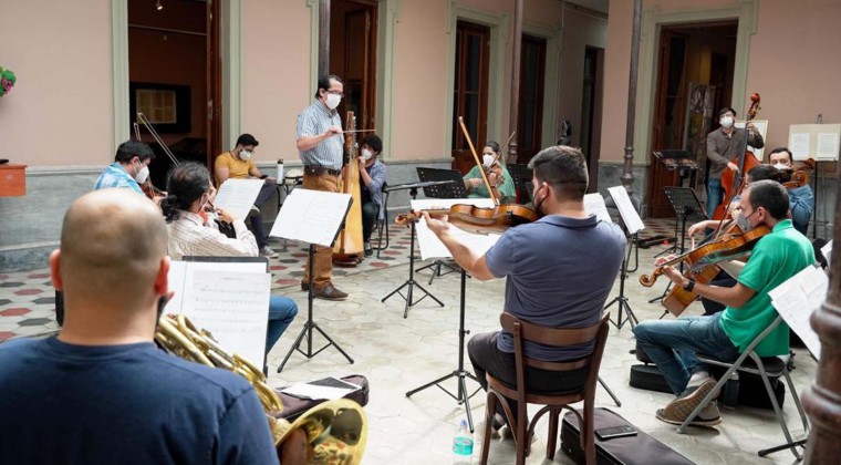 La OSIC en La Casa Bicentenario del Teatro “Edda de los Ríos”
