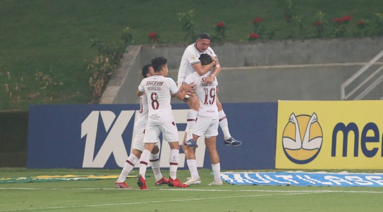 Raúl Bobadilla marca, pero no impide el tropiezo del Fluminense ante Cuiabá