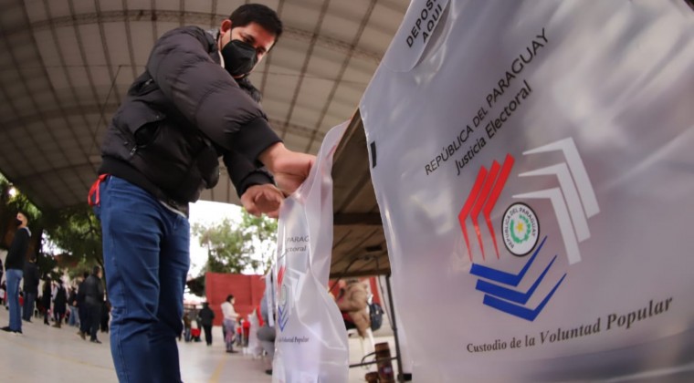 Instan a jóvenes a involucrarse en las discusiones sobre políticas públicas