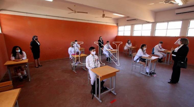 Huelga docente va a cuarto intermedio, pero vuelve “en cualquier momento”