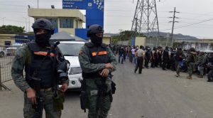 Suben a 119 los presos muertos en amotinamiento en cárcel de Ecuador