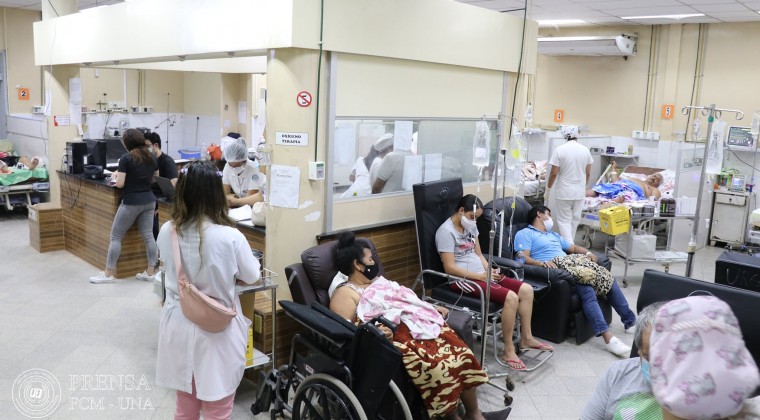 Hospital de Clínicas registra camas llenas en diversas áreas