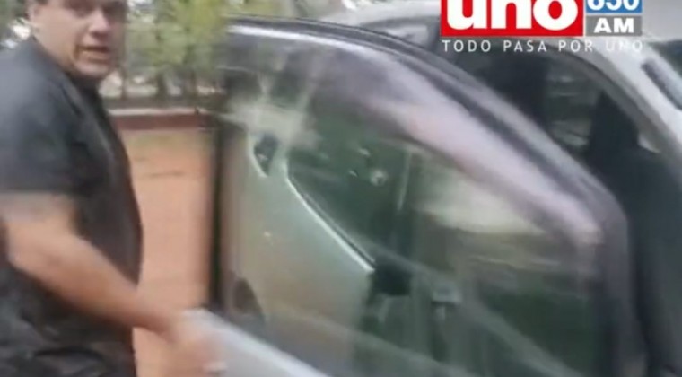 Tortolero detenido infraganti se enojó porque lo filmaron