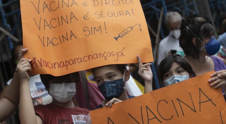 Brasil inicia vacunación anticovid de niños de entre 5 y 11 años