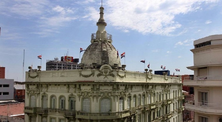 Panorama económico 2022: menos favorable que hace un mes