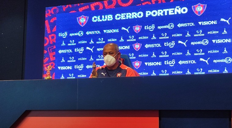 Francisco Arce: “Es el momento de asociarse al club”