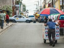 Trabajo informal y asalariados con sueldo mínimo: cuantos son y cómo impacta el ajuste salarial