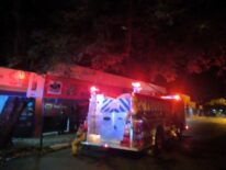 Vela encendida a santo provoca incendio en librería