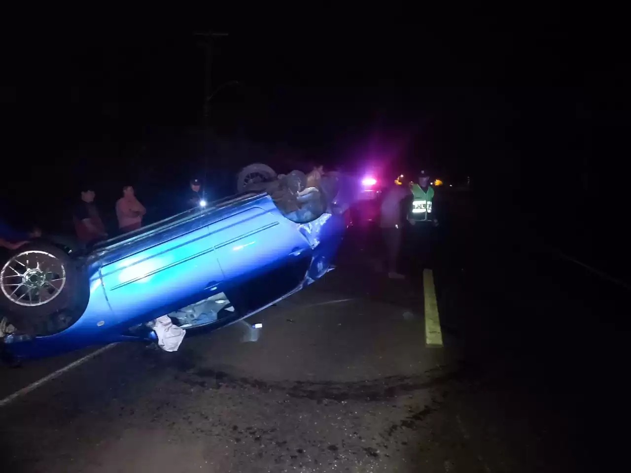 Diario HOY | Conductor ebrio pierde control de su vehículo y vuelca ...