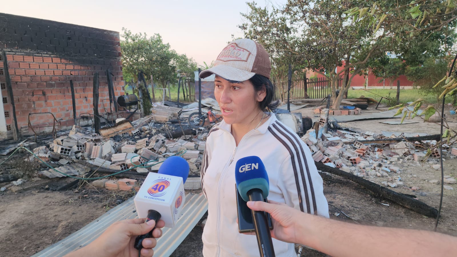 Diario HOY | Familia quedó en la calle tras incendio de su vivienda