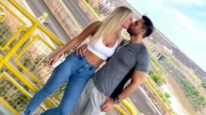 Egny Eckert destila romance en redes sociales con un “galán”