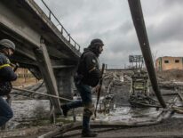 Noveno día de invasión: Rusia ataca la mayor central nuclear de Europa