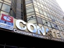 Plata de contribuyentes: Conatel da 260 millones a 12 “agraciados” que irán a oír conferencia en Rumania