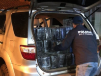 Tras una persecución policial narcos abandonan una camioneta con 705 kilos de marihuana