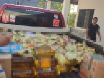 Detienen a concejala en móvil repleto de contrabando