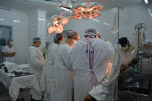 Extraen por primera vez en el IPS tumor cerebral sin abrir el cráneo