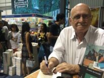 Jacobo Rauskin presenta su nuevo poemario “Ayeres”