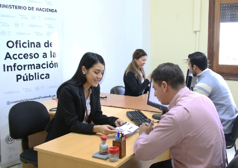 Diario HOY Oficina de la Información Pública recibió más de 400