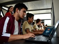 El 77 % de la población paraguaya utiliza internet, según el INE