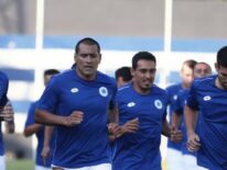 Jugadores en pie de guerra contra la directiva del 12 de Octubre