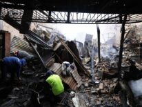 Video: La miseria en medio de la faena bomberil, robo y rapiña en pleno incendio