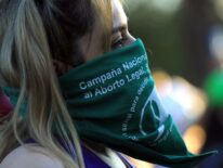 “Ola verde” del aborto arrasa en Latinoamérica mientras retrocede en EEUU