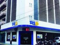 Ladrones entran a banco pero  al llegar a la bóveda, deciden abandonar el objetivo