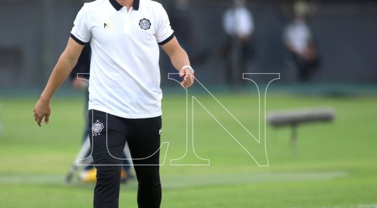 Julio Cáceres: “Nosotros vamos paso a paso, queremos ingresar a la fase de grupos”